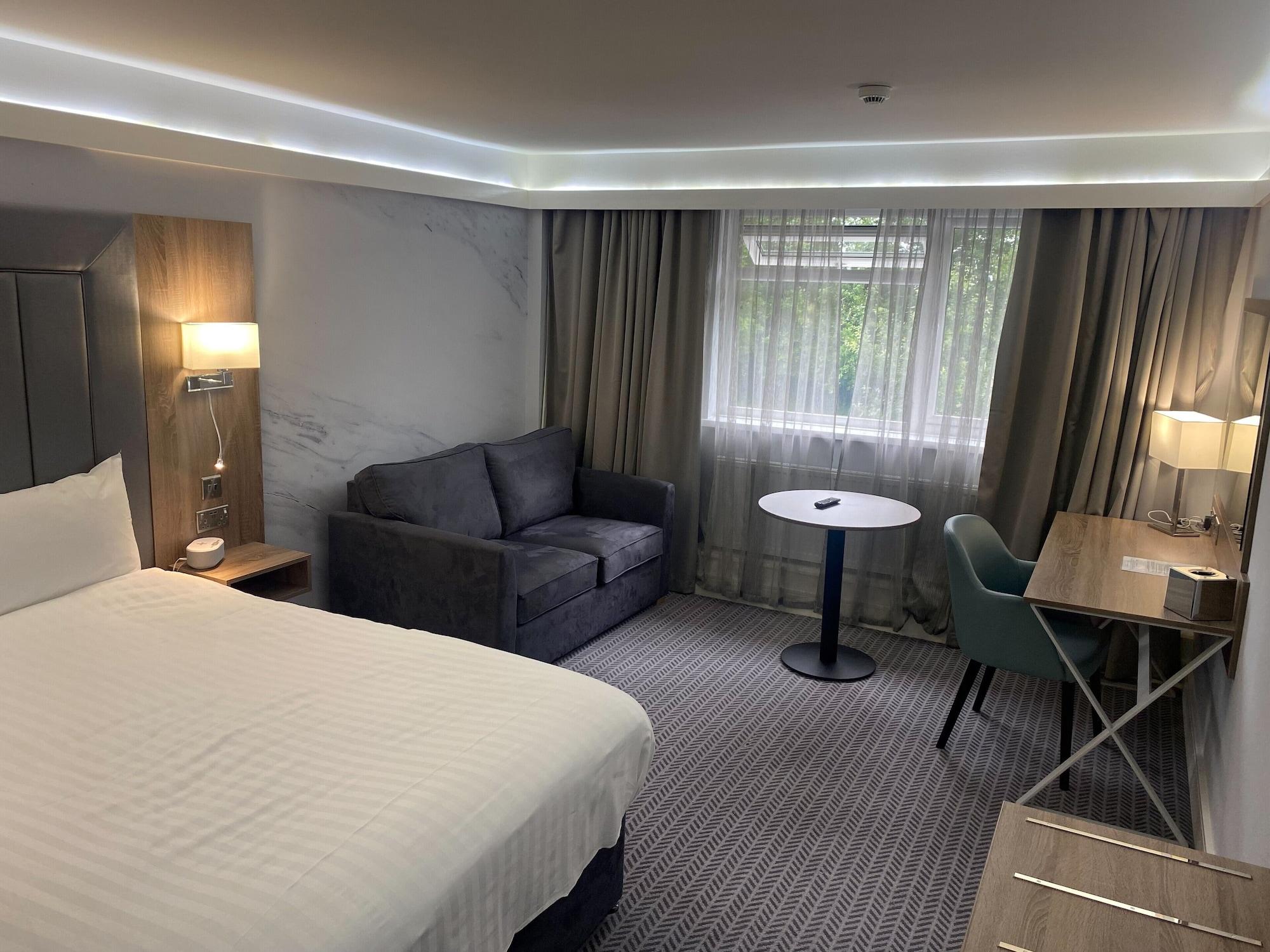 Best Western Premier Heronston Hotel & Spa Брідженд Екстер'єр фото
